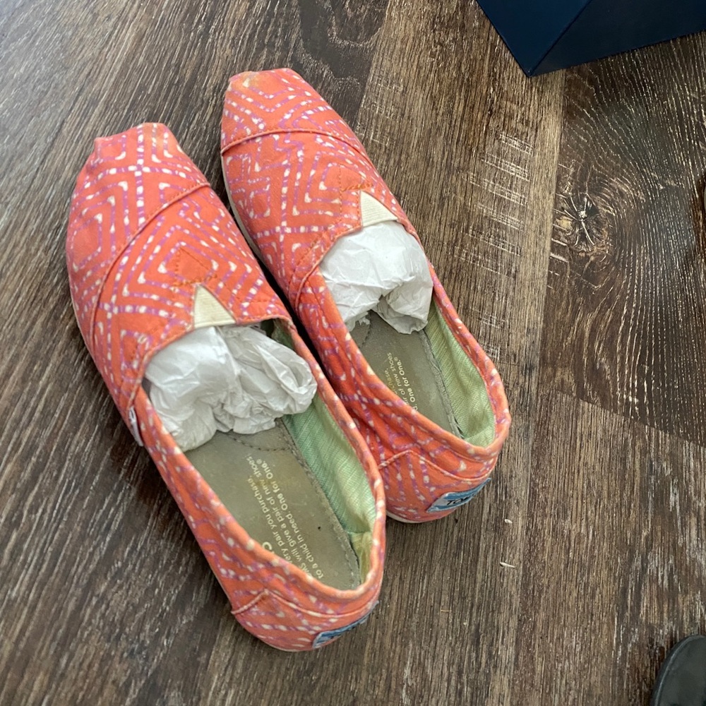 toms shoes